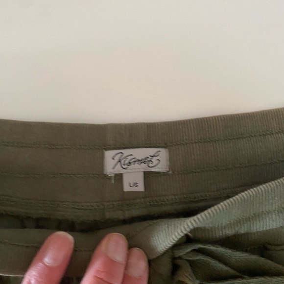 Kismet green shorts - Picture 2 of 2